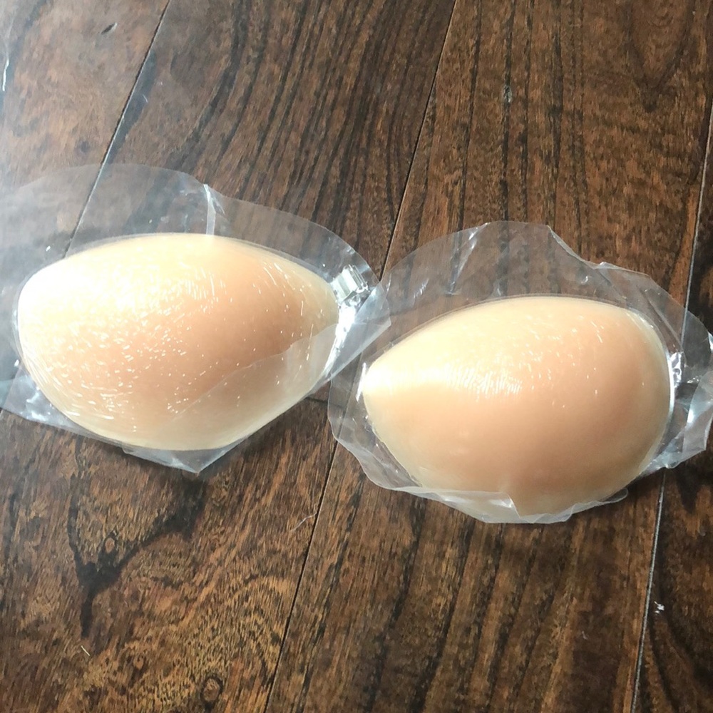 Sticky bra